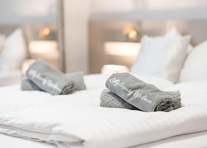 Lilly Luxury * オパティヤ