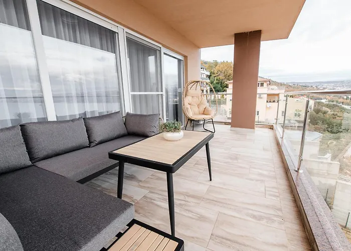 Lilly Luxury オパティヤ